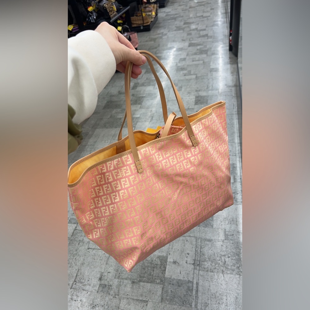 Vintage Fendi Tote bag.Pink